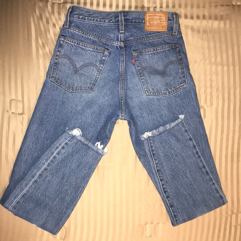 Super cute Levi’s jeans